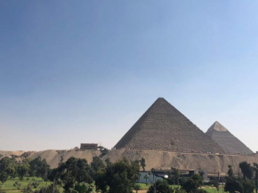 Elite Pyramids Inn